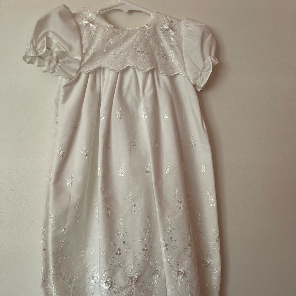 Christening gown used once for ceremony only.. will fit 9-18 months